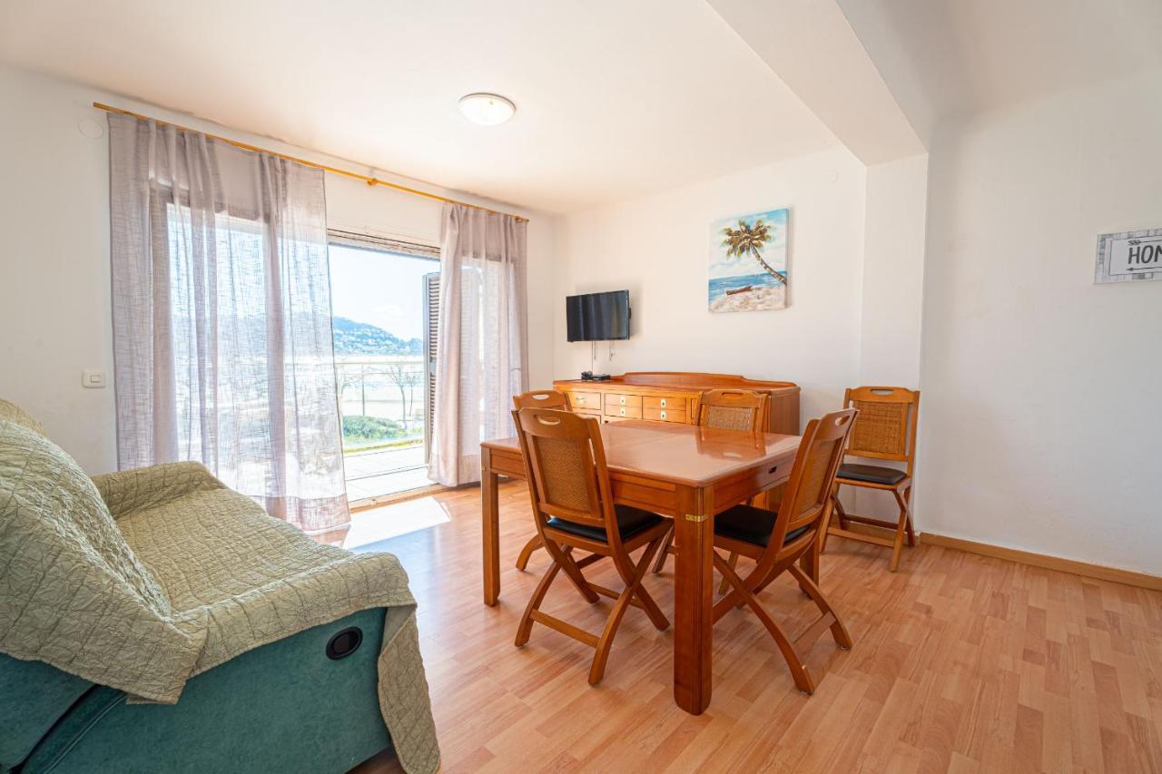 Apartamento Rhodes Vista Al Mar Apartment โรเซส ภายนอก รูปภาพ